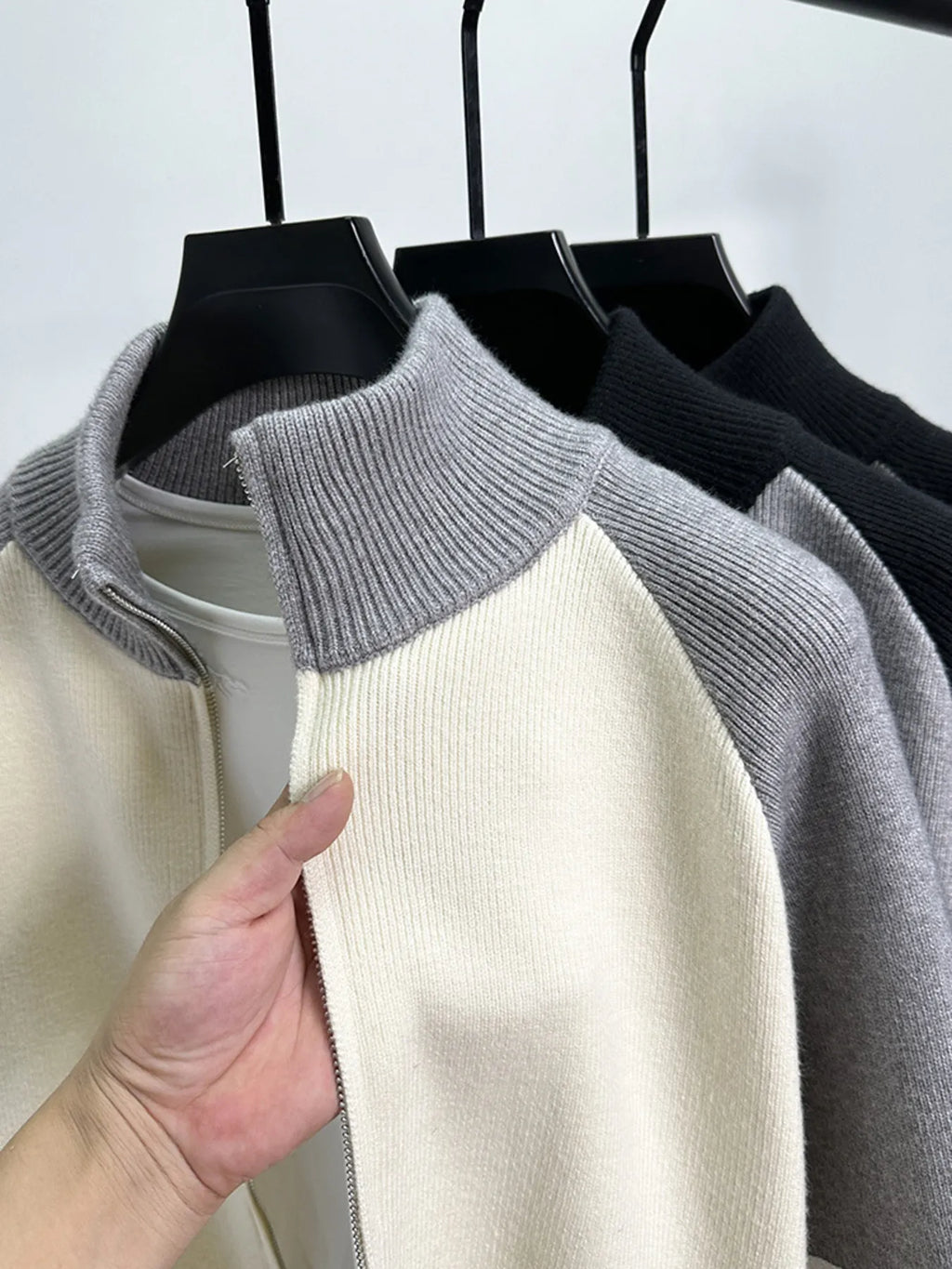 b9df2cf15a42408cb3c66aae346278a0-Max-Origin